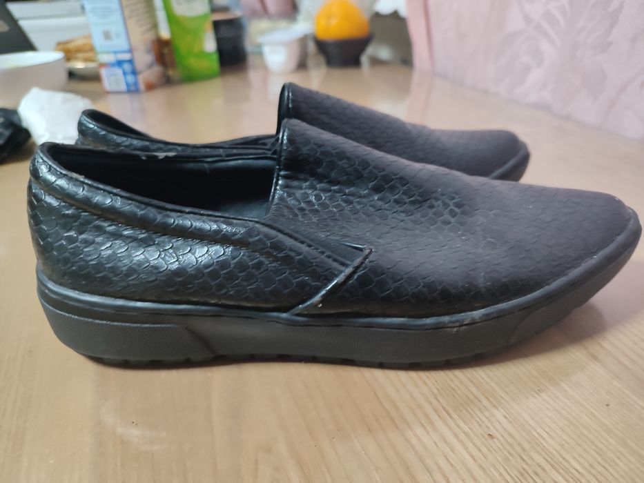 Туфлі макасини 41 р