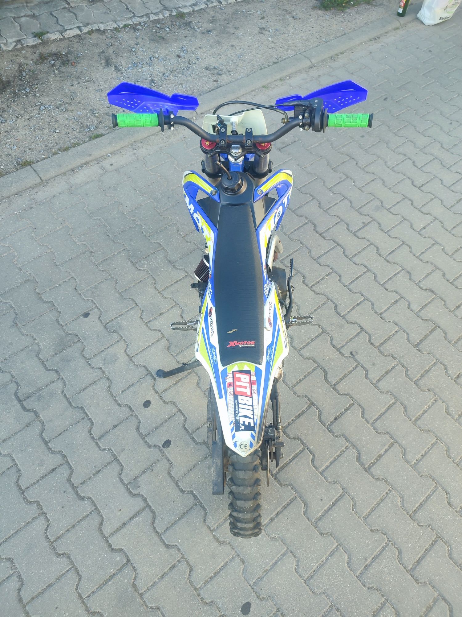 Cross Xmotos xb-27 pojemność 110
