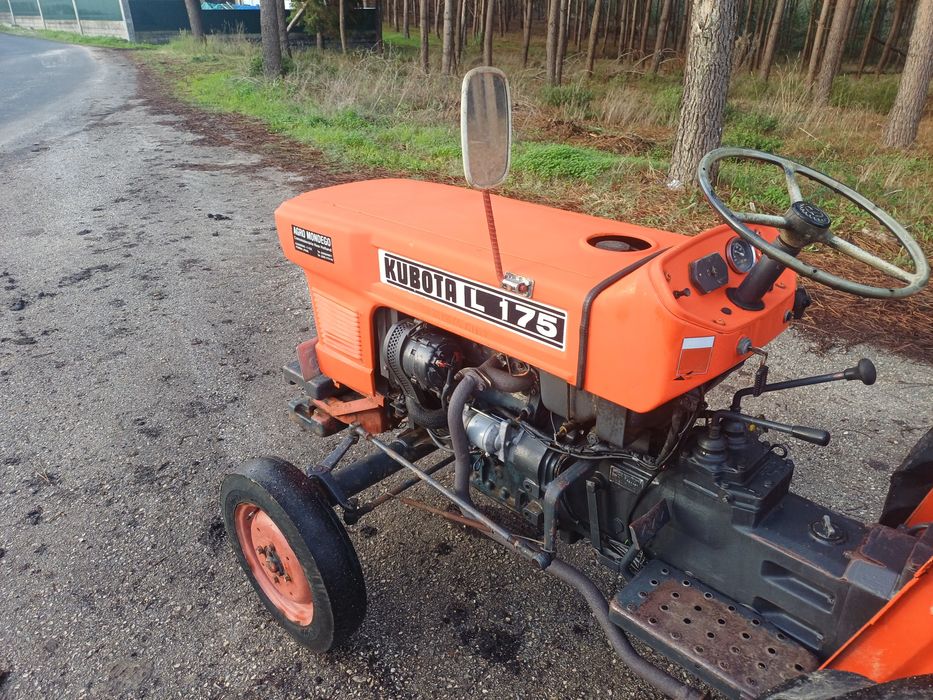 Trator Kubota L175 com documentos