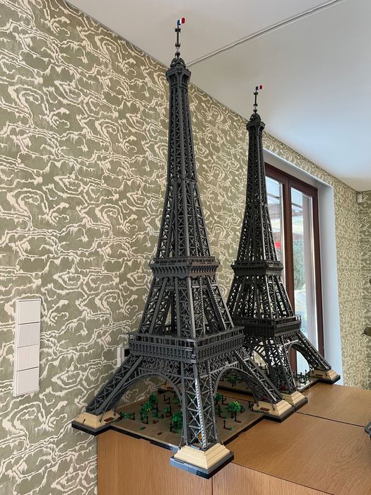 LEGO Eiffel Tower Fully Built with Box