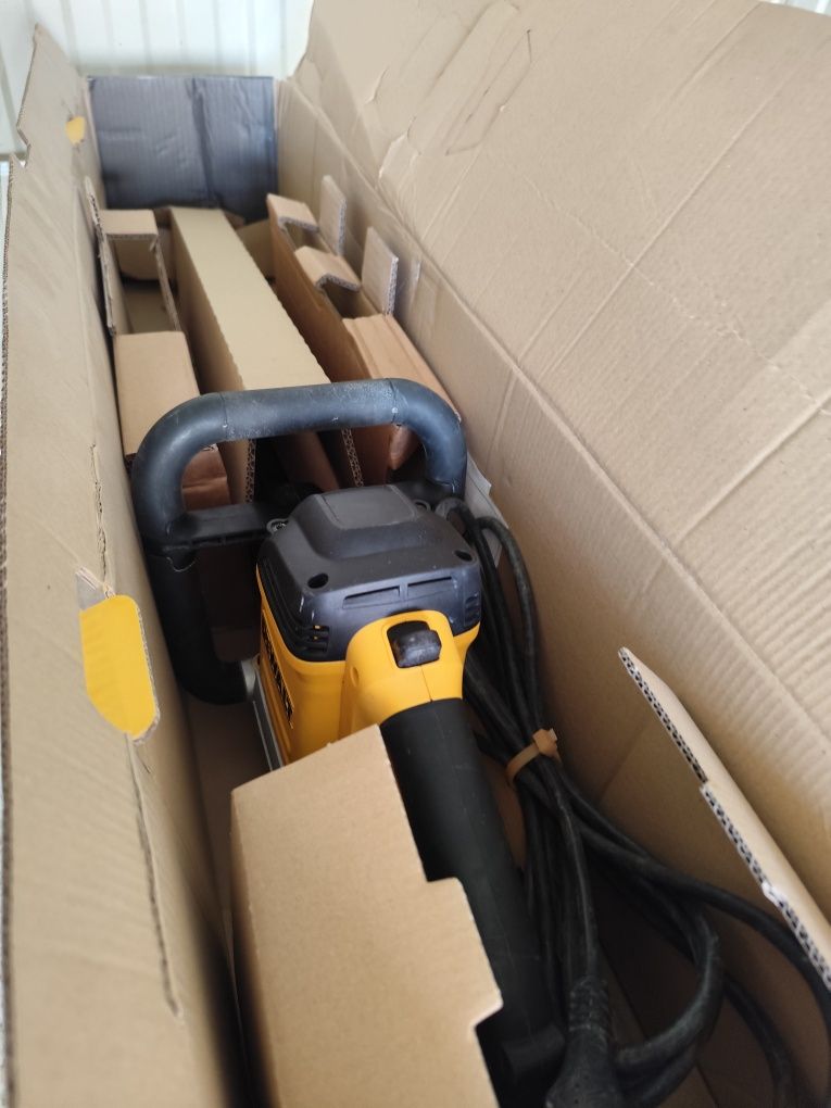 Piła aligator DeWalt