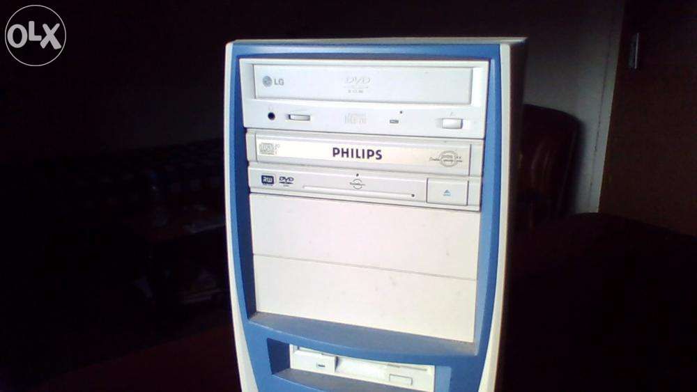 Computador Desktop - Pentium 4 - 1,2 Gb de Ram - 850 Mhz - 40 Gb HDD