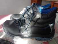 Nowe buty robocze SAFETIX