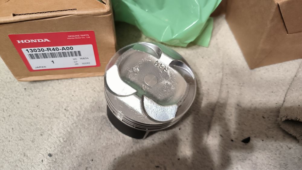 Поршня , кольца STD, 0.25 Honda