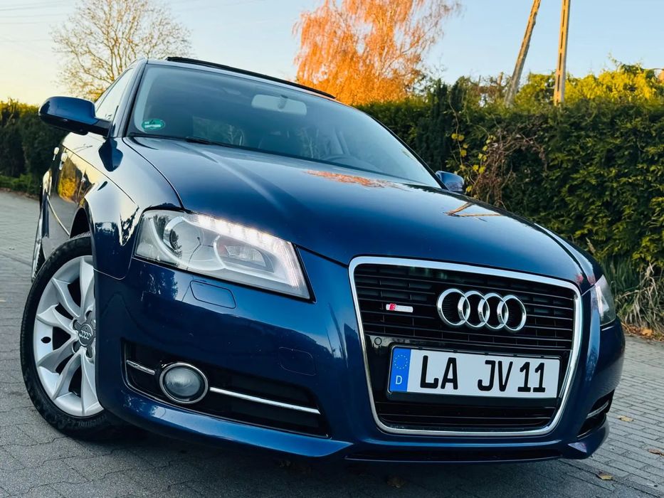 Audi A3 Sportback AUDI*A3*SPORTBACK* S Line * Panorama *Led*Navi*17 Alu*Full Full