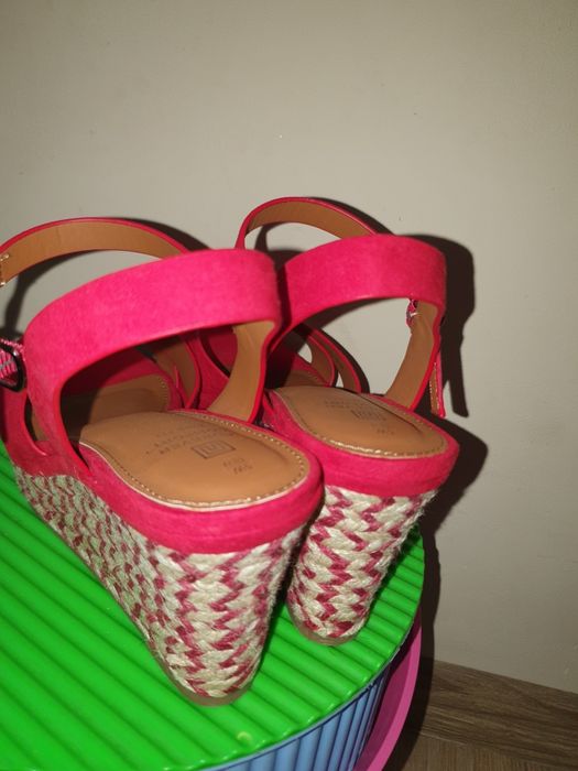 Next Forever Comfort czerwone buty sandały na koturnie Rozmiar 38
