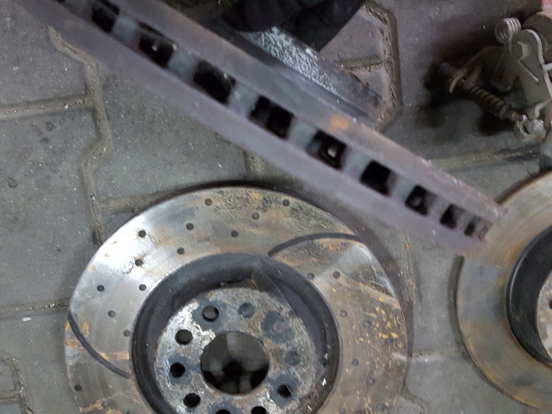 SKODA OCTAVIA 2 II RS VRS ZACISKI TARCZE PRZÓD 340MM TYŁ