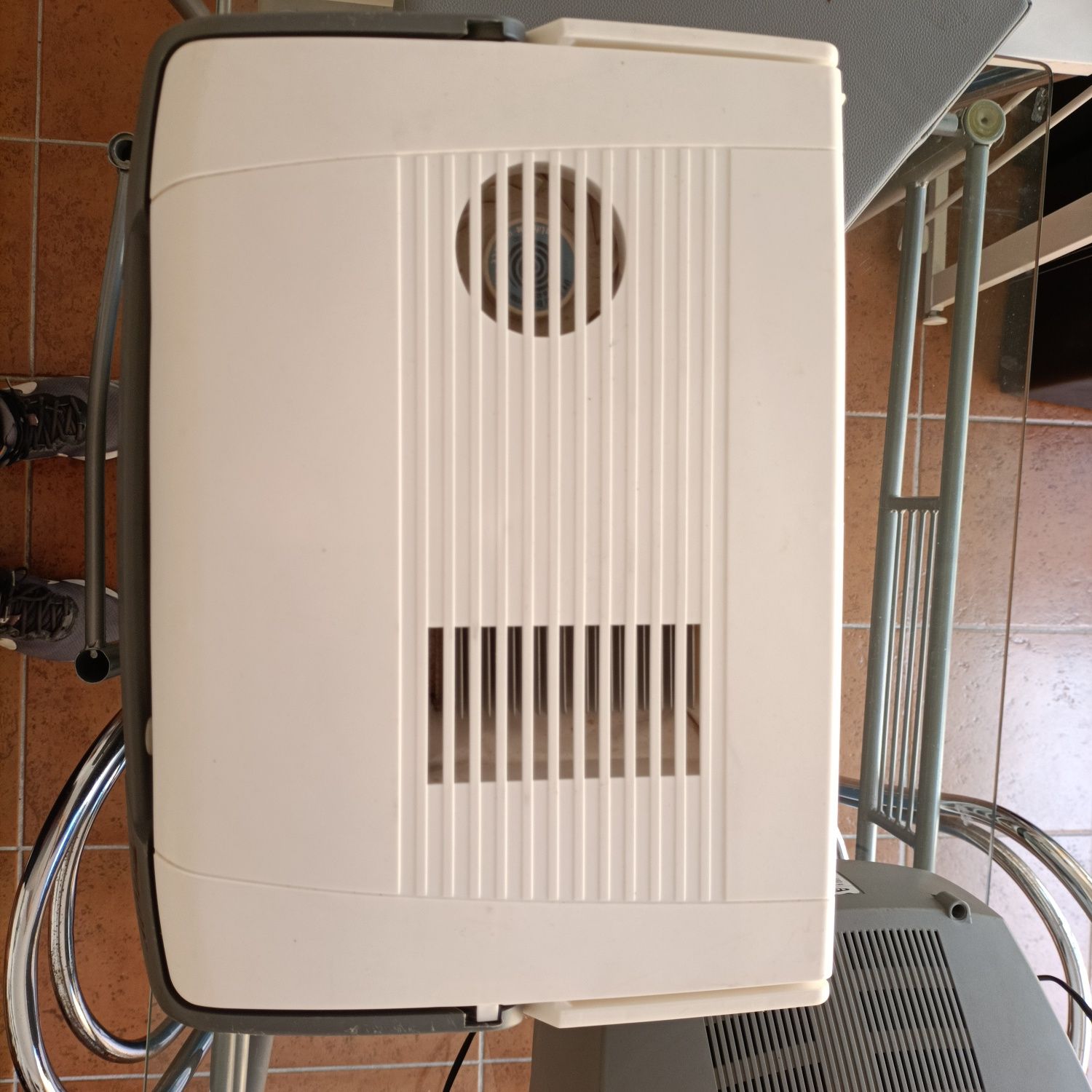 Geleira elétrica e 12v e 220v