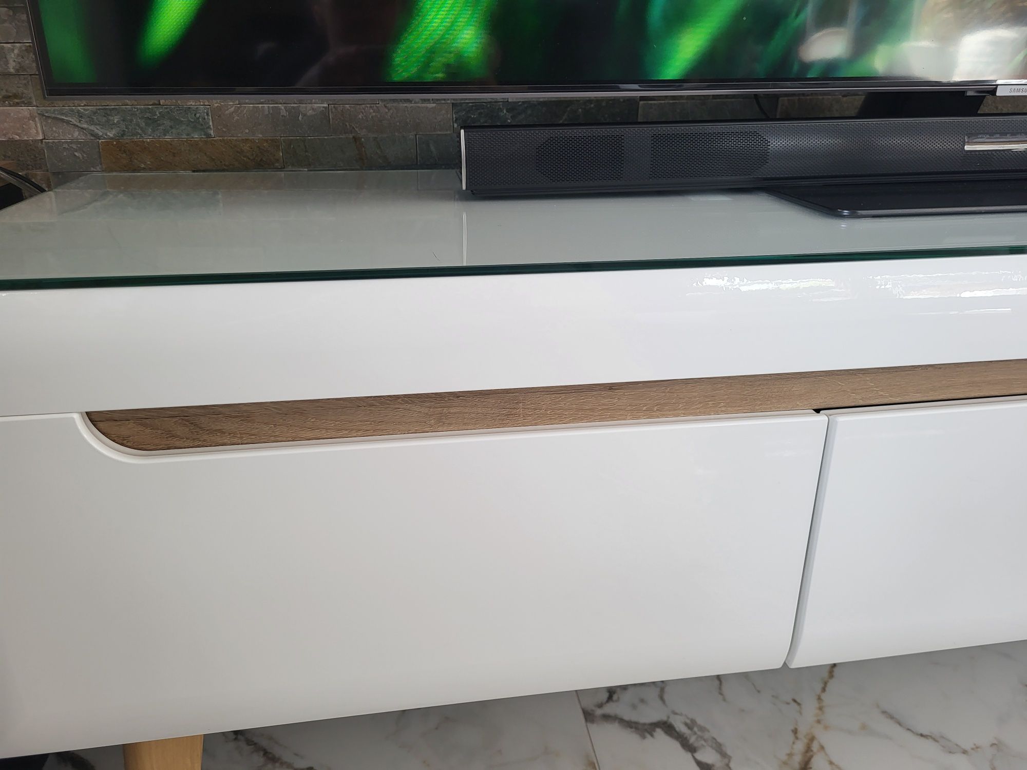 Szafka rtv biała połysk + szyba hartowana. Do małej negocjacji