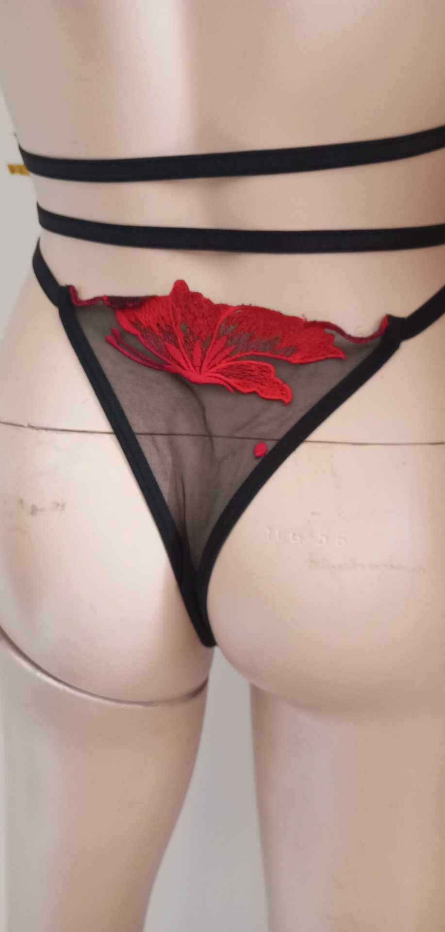 Nr 23 Body modelujące