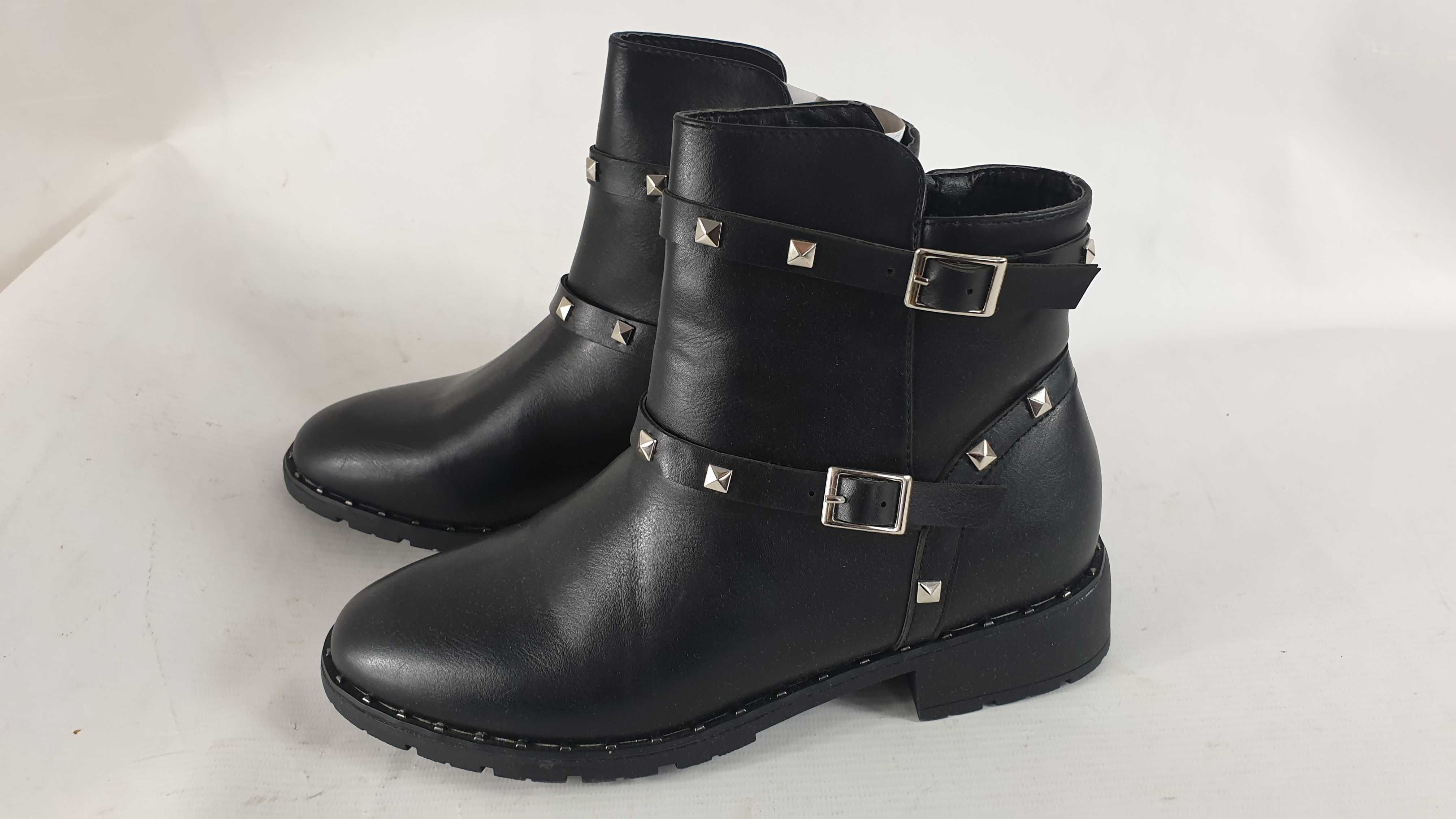 Buty Botki czarne POELMAN r. 39