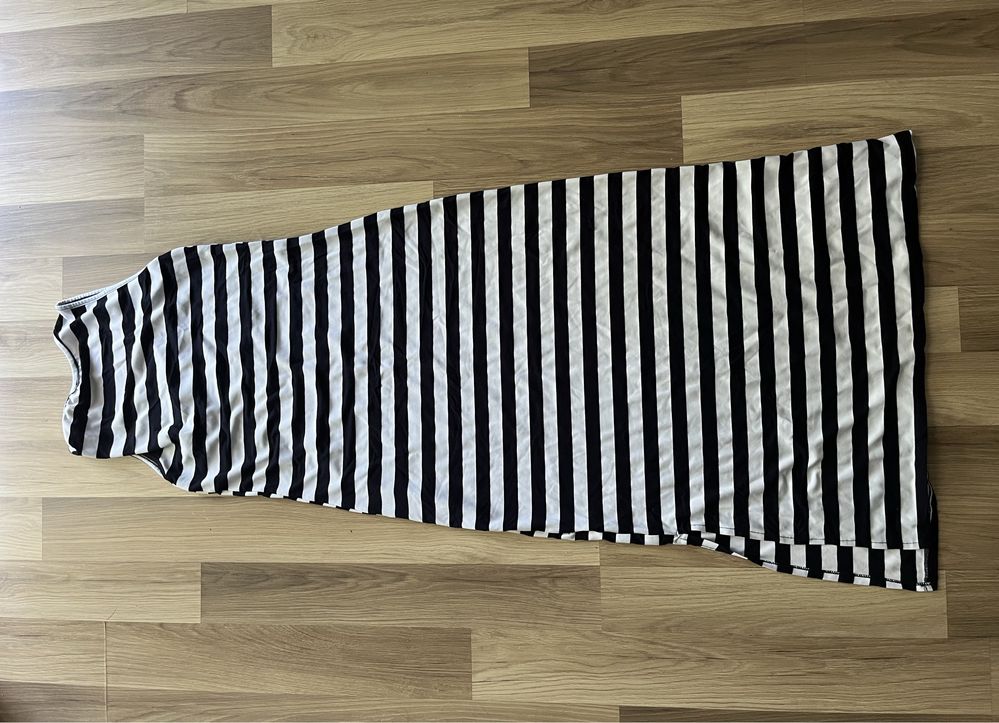 Czarno-biala sukienka letnia w paski maxi Miss Love