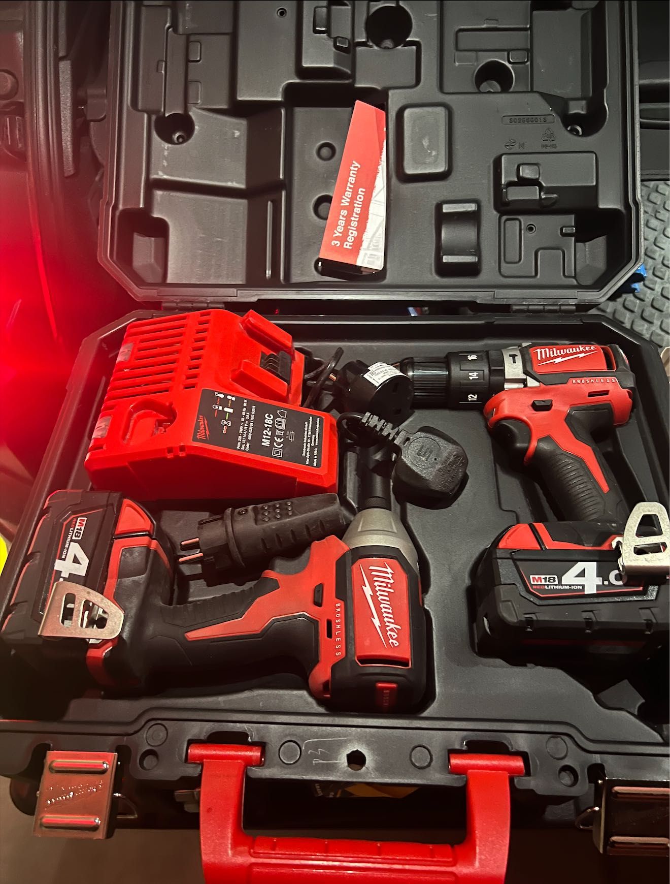 Zestaw COMBO Milwaukee M18 CBLPP2B-502C AKU 18V