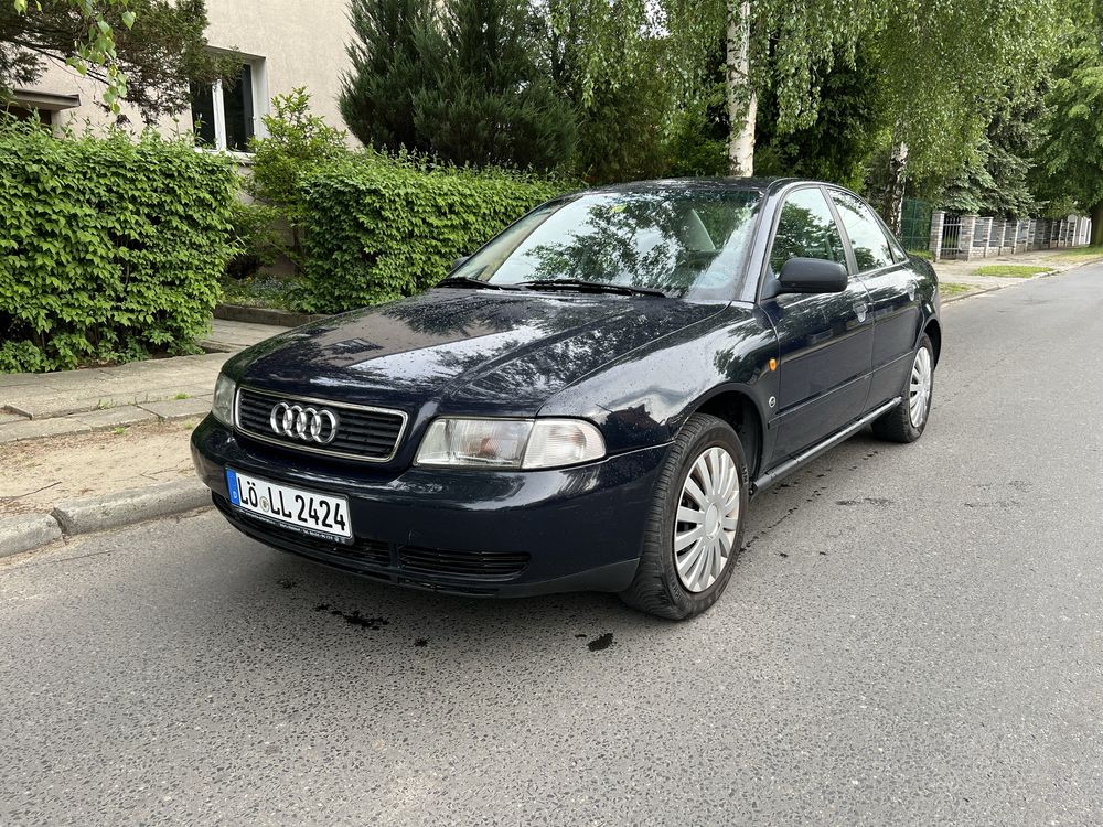 Audi A4 B5 1995r - 1.8B Automat