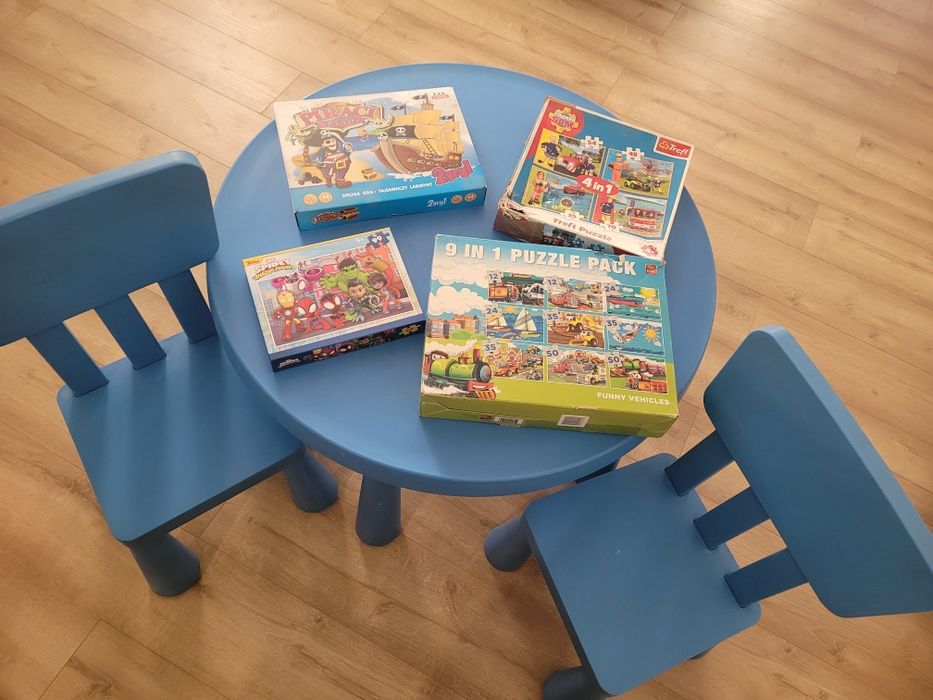 Stolik I krzesełka dla dziecka