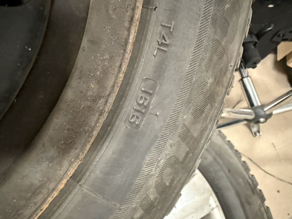 Kola zimowe 15” dwa komplety bridgestone i nokian
