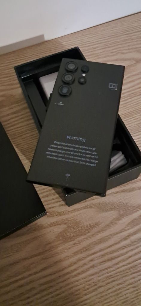 Smartfon smartphone s24 ultra  8/256GB
