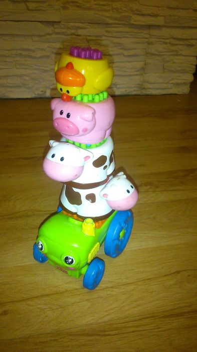 Fisher Price piramidka farma sensoryczna