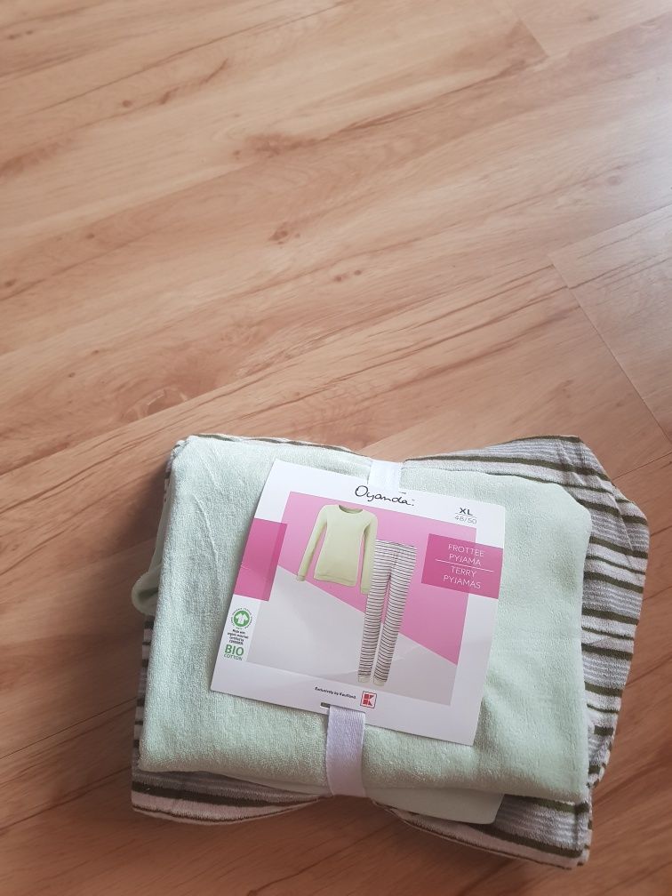 Nowa piżama frotte  damska marki Oyanda rozmiar XL.