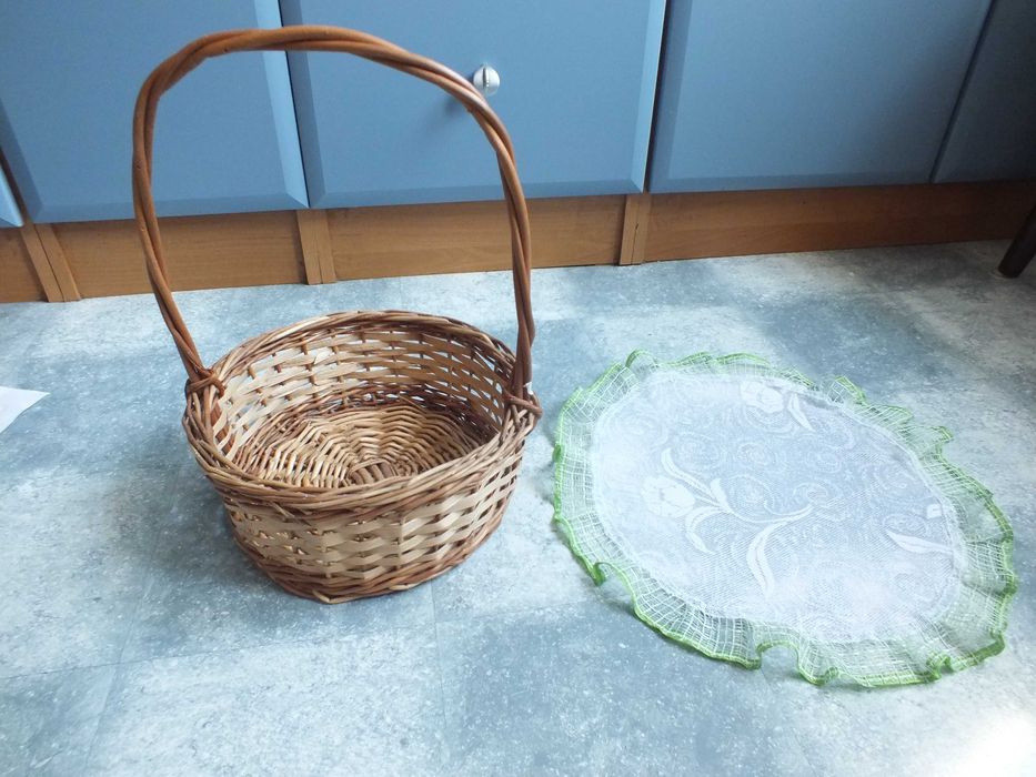 zestaw koszyk wiklina święconka Wielkanoc serwetka koszyczek 34cm prl