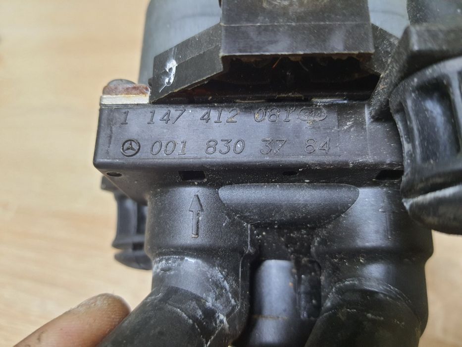 A0018303784 кран пічки клапана Мерседес Mercedes W124 E124 1147412081