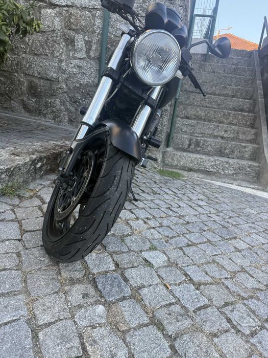 Ducati Monster 695