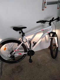 Bicicleta Rockrider, como nova(usada pouquíssimas vezes).