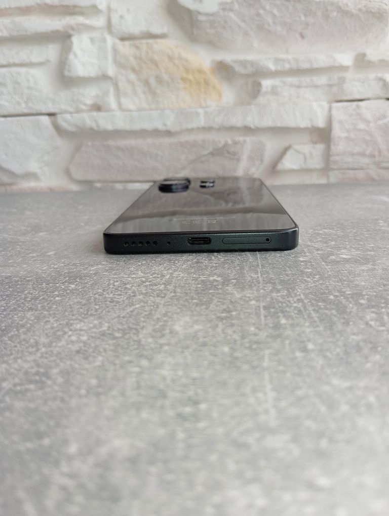Redmi Note 13 6/128 ГБ з NFC + комплект (чохол, зарядка, плівка)