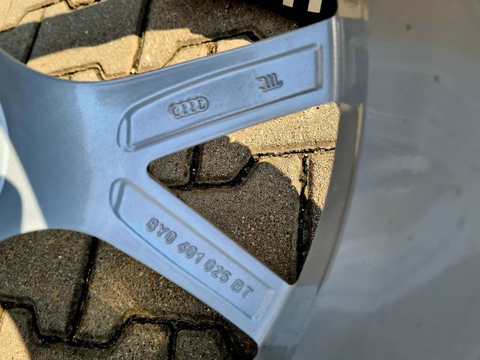 Koła zimowe Audi RS3 8Y NOWE Oryginalne
