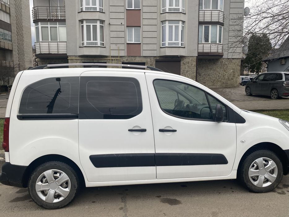 Продам Citroen Berlingo 1.6 2009