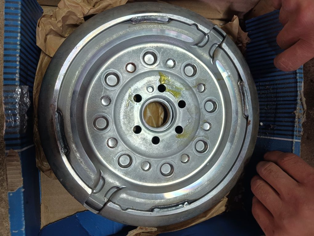 Koło dwumasowe DWUMASA SACHS 229.400.0329(8L1)