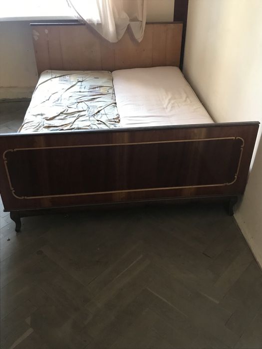 Кровать двухспальная