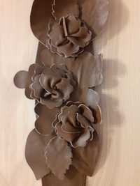 Pasek skórzany z motywem bukietu kwiatów Zara M