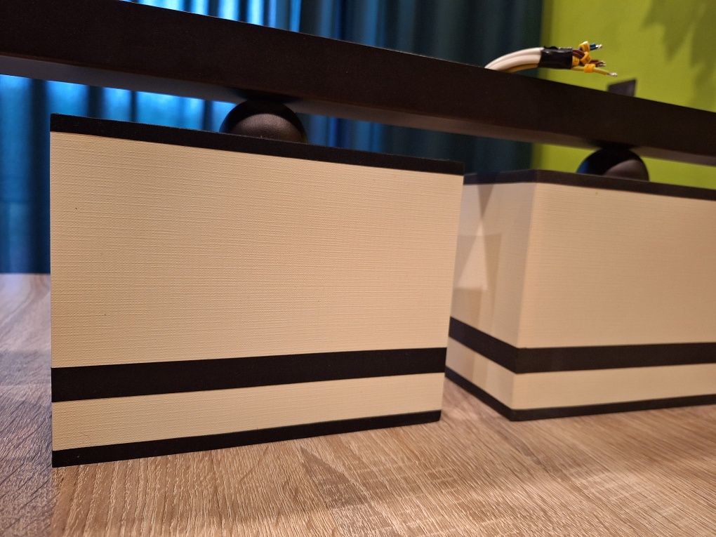 Zestaw komplet lamp oświetlenia
