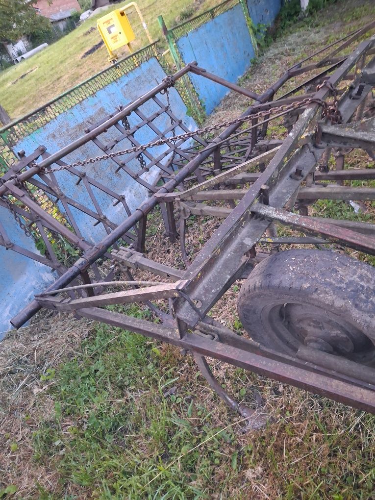 Продам плуг і культиватор до мтз під трикутник