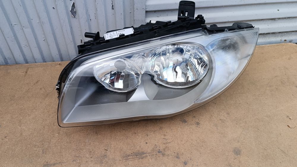 Vendo farol esquerdo de BMW 1 séries E87