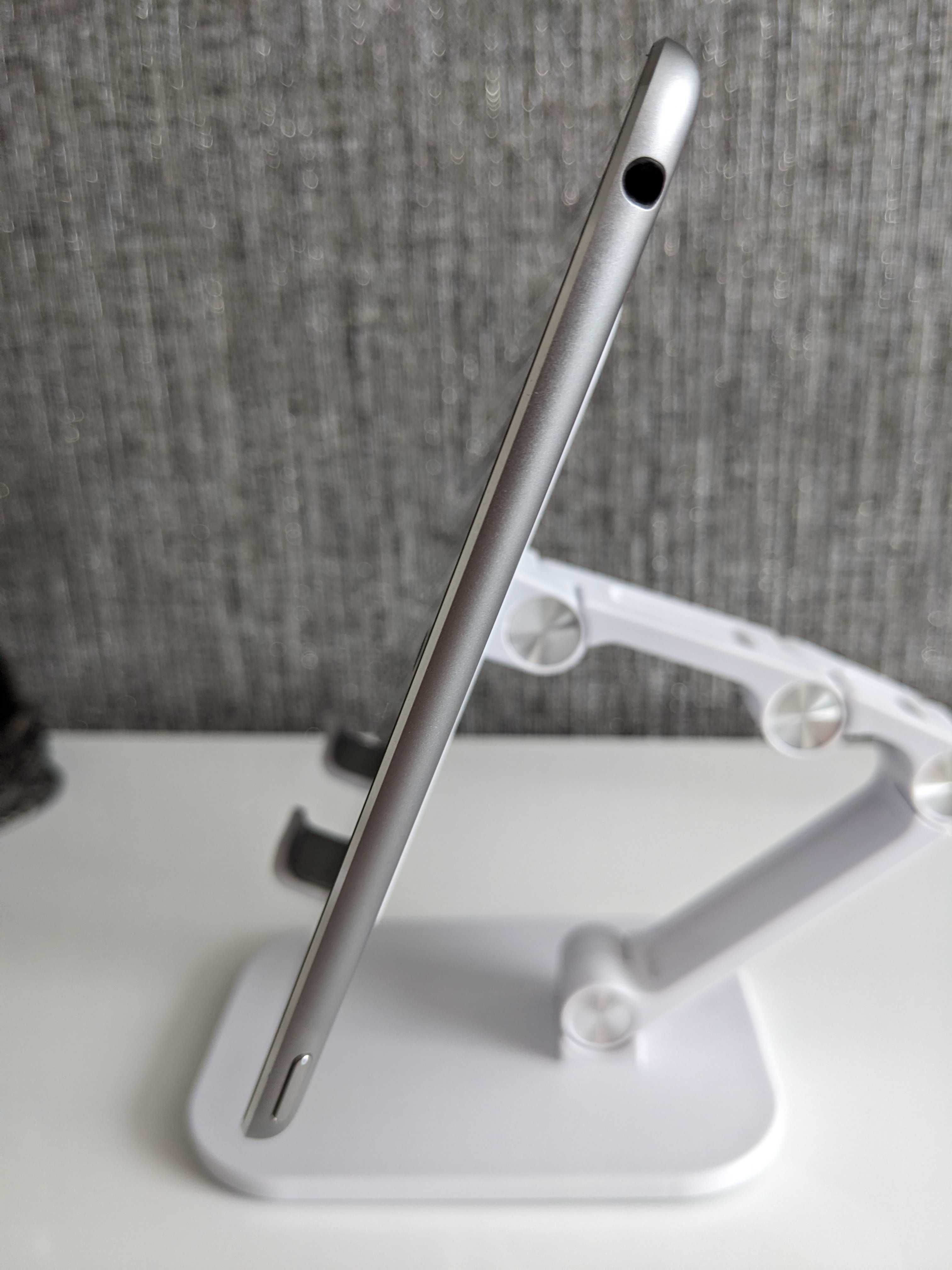 Apple iPad Pro 9.7