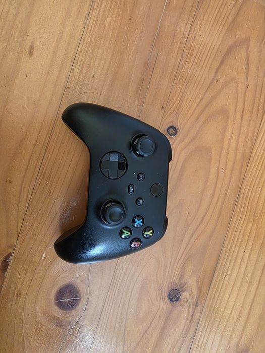 Xbox series x + акумулятор для джойстика