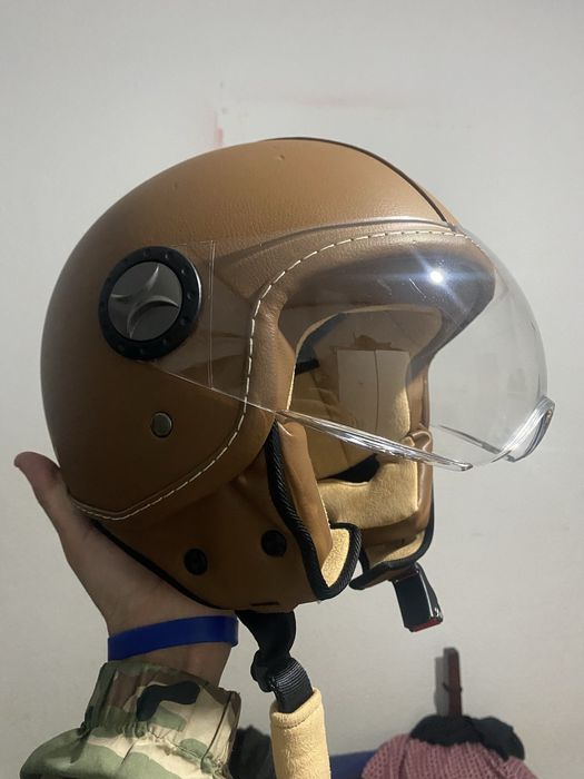 Vendo capacete de couro tamanho XL