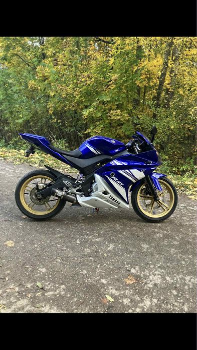Yamaha yzf r125. 2011r