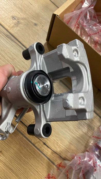 супорт зад Opel Vectra C SIGNUM VECTRA C универсал SAAB 9-3