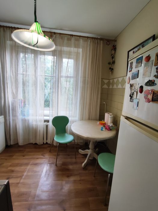 Здам чотирьохкімнатнутквартиру у центрі, вул. Патріотична