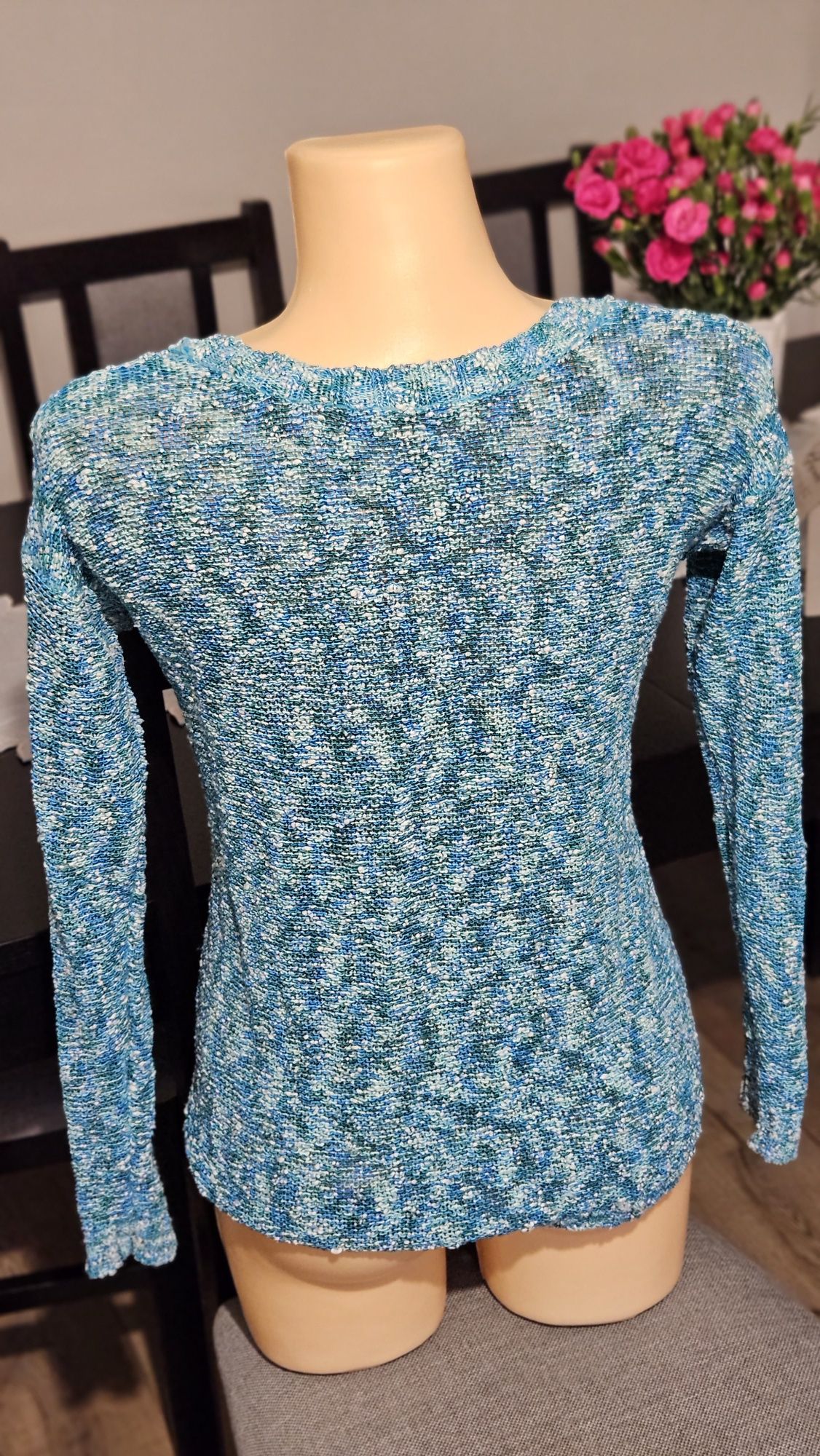 Sweter niebieskie 38