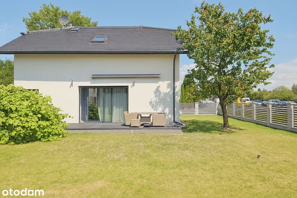 Wysoki standard, blisko WKD, dwa domy w jednym