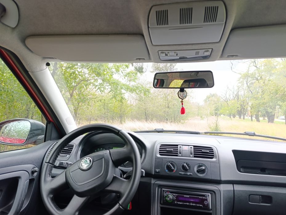 Skoda Fabia 1.6 TDI diesel дизель универсал 2011