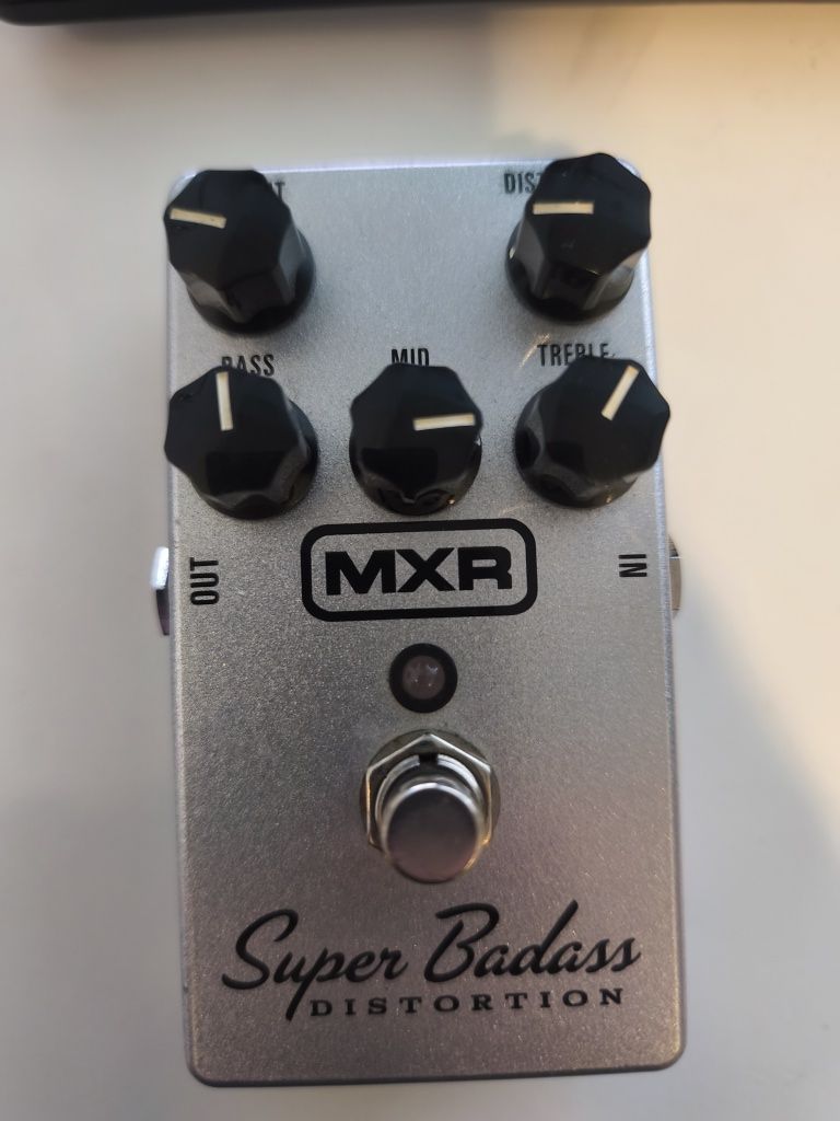 MXR Super Badass distortion - pedal distorção