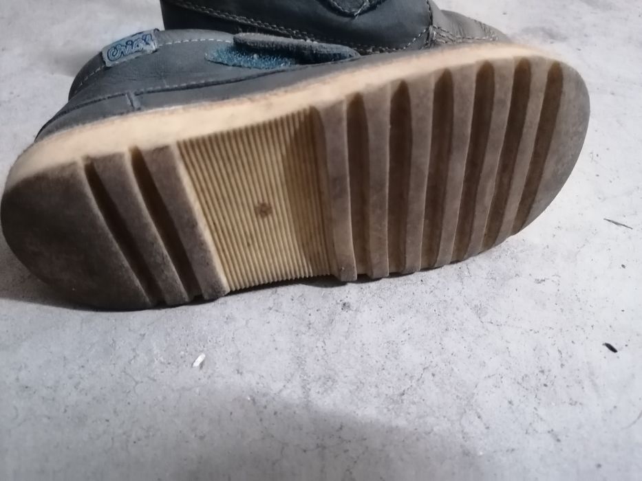 Botas em pele crio's