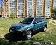 Машина Hyundai Tucson 2004