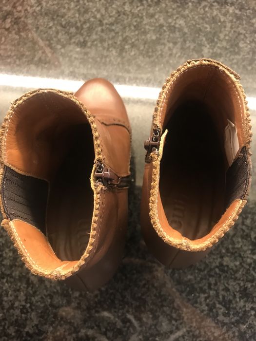 Botas em pele, castanhas, tamanho 37, marca Cubanas