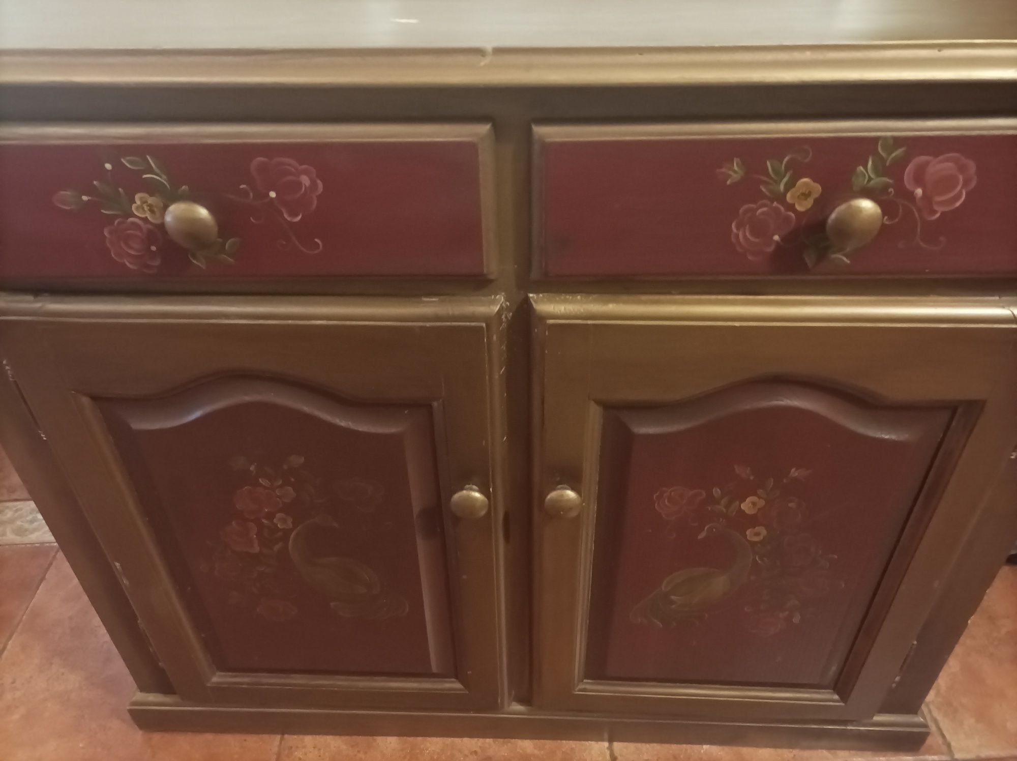 Movel pintura a mão